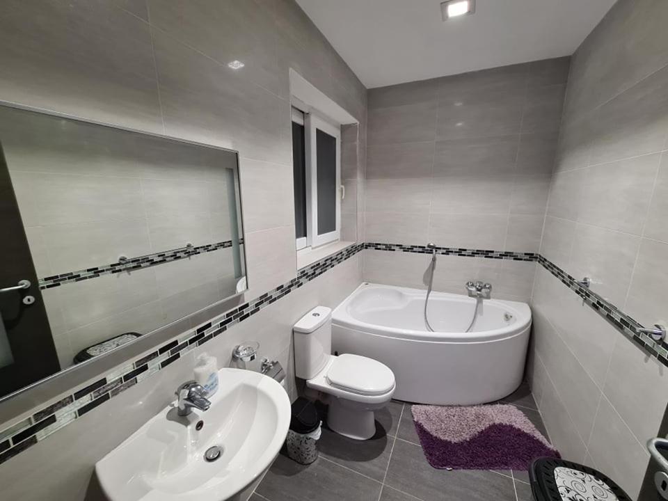 St Julians 2 Bedroom Apartment