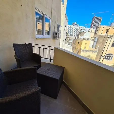 St Julians Central 2 Bedroom Apartment Saint Julian's Exterior photo