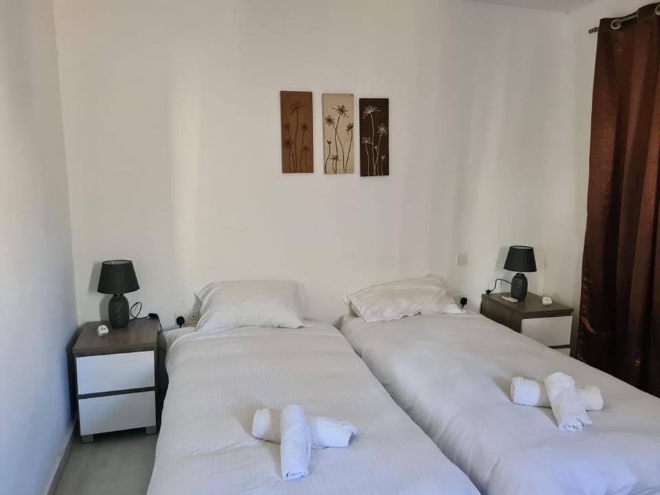 St Julians 2 Bedroom Apartamento St. Julian's