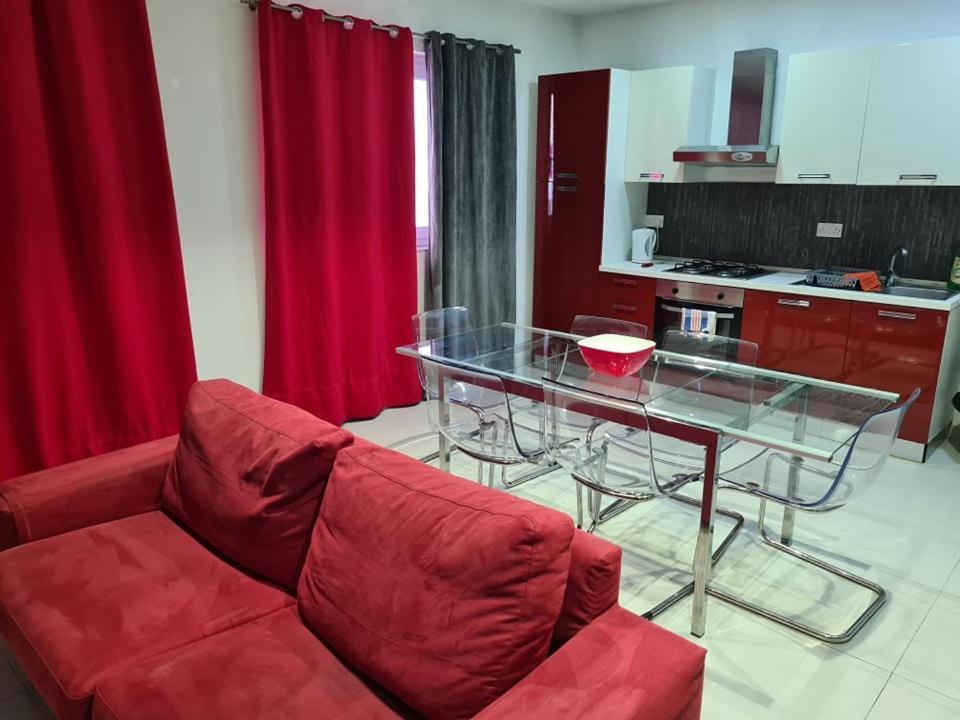 St Julians 2 Bedroom Apartamento St. Julian's